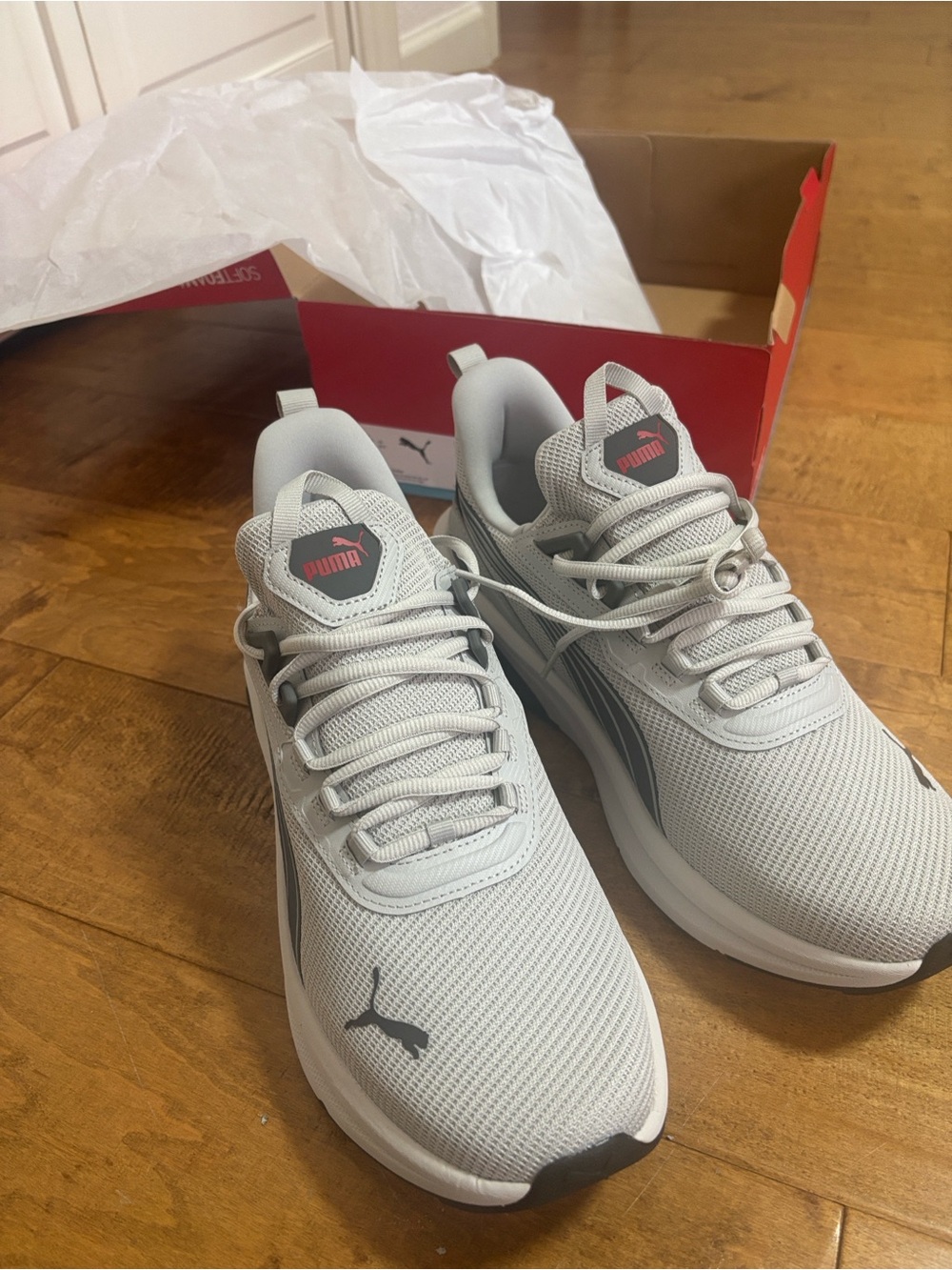 Puma Softfoam Sneakers Men’s 10.5 New in Box